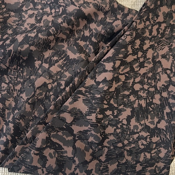 New Lululemon Leggings - Picture 4 of 11